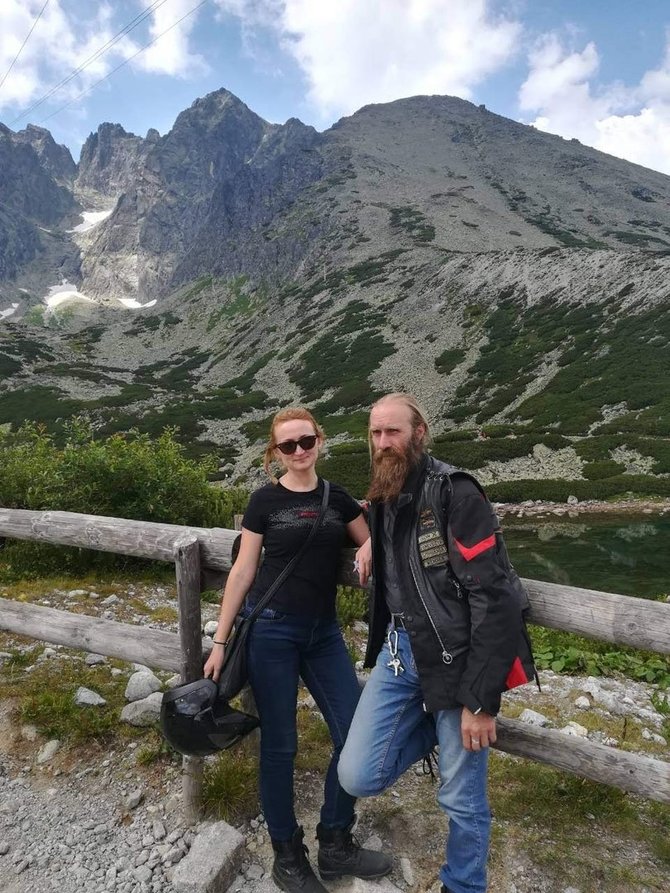 Asmeninio albumo nuotr./Su žmona Asta kelionėje po Slovakiją motociklais