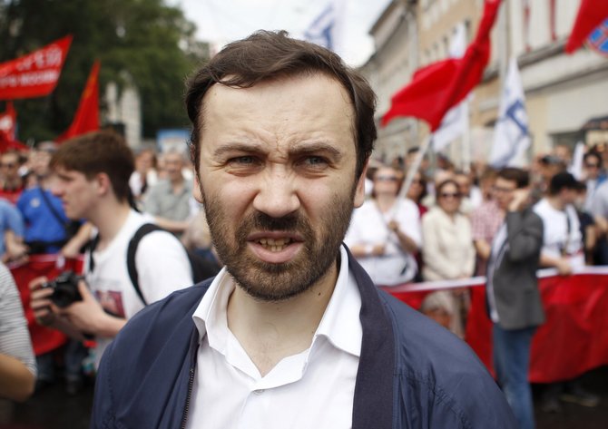 Ilya Ponomaryov dalyvauja Maskvos vyriausybės proteste. / Maxim Shemetov / REUTERS