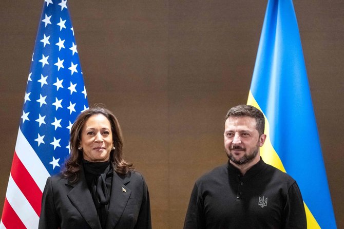 „AFP“/„Scanpix“/Kamala Harris ir Volodymyras Zelenskis