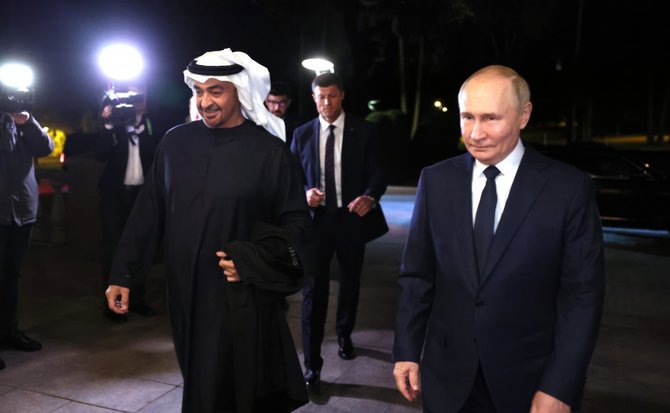 Mohamedas bin Zayedas Al Nahyanas ir Vladimiras Putinas / Mikhail Metzel/Kremlin Pool / ZUMAPRESS.com