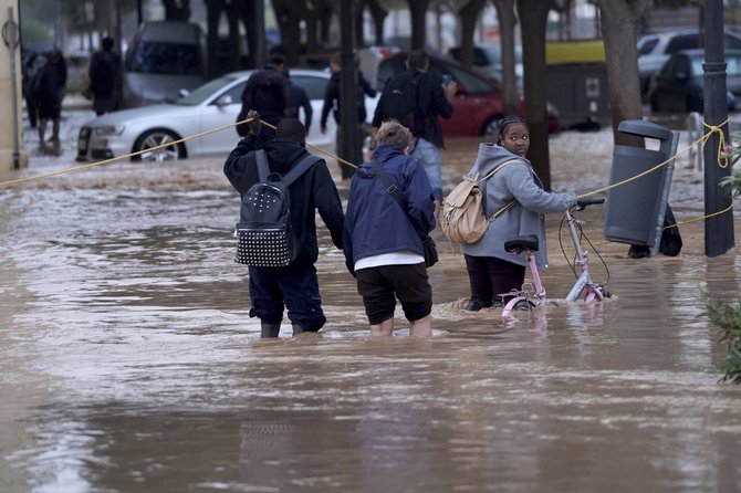 Potvynis Ispanijos Valensijos regione / ALberto Saiz / AP