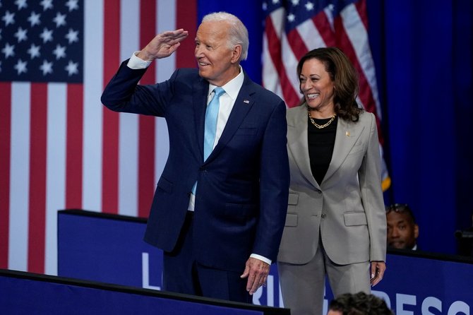 Joe Bidenas ir Kamala Harris / Ken Cedeno / REUTERS