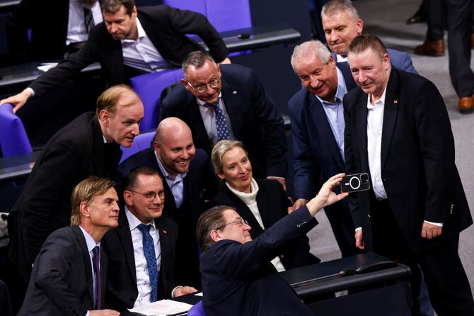Kraštutinių dešiniųjų partija „Alternatyva Vokietijai“ (AfD) / Liesa Johannssen / REUTERS