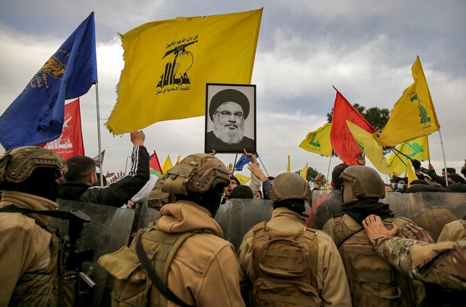 „Hezbollah“ rėmėjų protestas / Marwan Naamani / dpa/picture-alliance