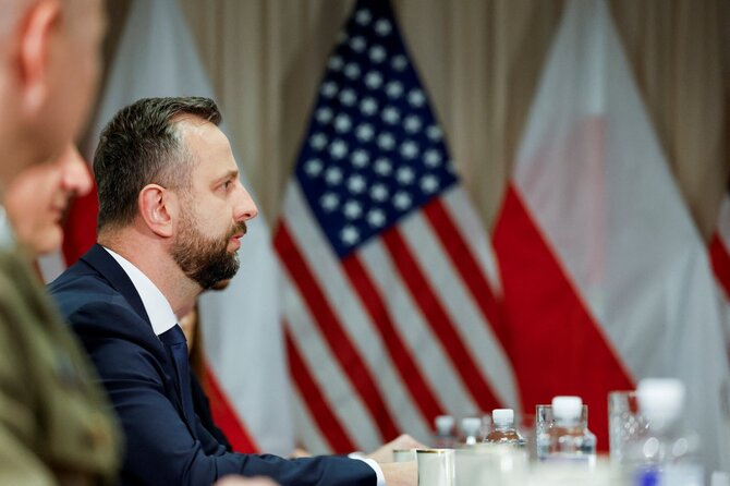 Wladyslawas Kosiniakas-Kamyszas / Daniel Becerril / REUTERS