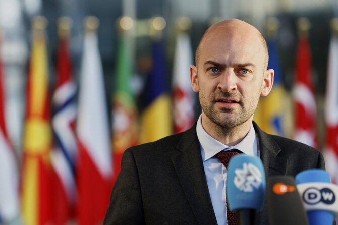 Prancūzų užsienio reikalų ministras Jeanas-Noelis Barrot / Geert Vanden Wijngaert / AP