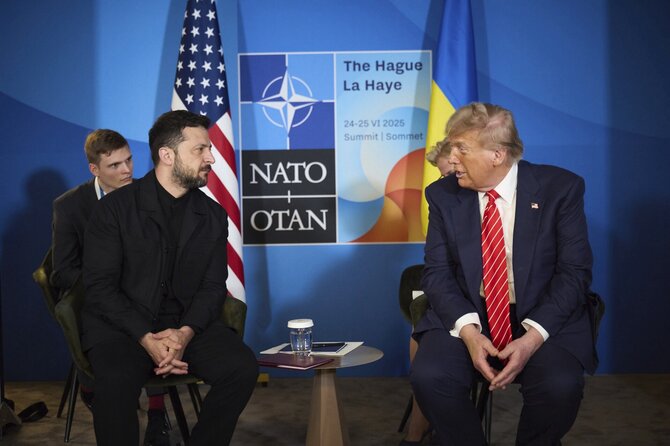 V. Zelenskis ir D. Trumpas / Ukraine Presidency/Ukrainian Pre / ZUMAPRESS.com
