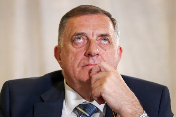 M. Dodikas / Sergei Karpukhin / ZUMAPRESS.com
