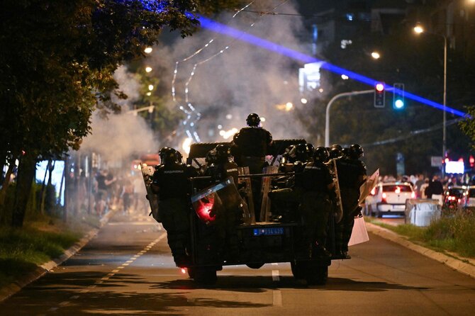 Protestai Serbijoje / ANDREJ ISAKOVIC / AFP