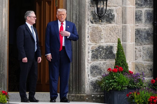 D. Trumpas su K. Starmeriu / Jane Barlow / AP