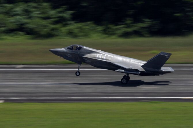 Naikintuvas F-35 / Ricardo Arduengo / REUTERS