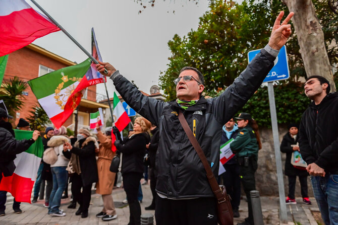Protestai Irane / Richard Zubelzu / ZUMAPRESS.com