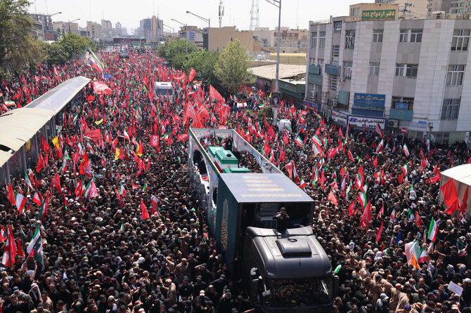 Ali Khamenei laidotuvės Teherane / ATTA KENARE / AFP