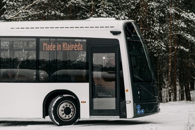 UAB „Vėjo projektai“ nuotr./„Dancer“ autobusas žiemą.