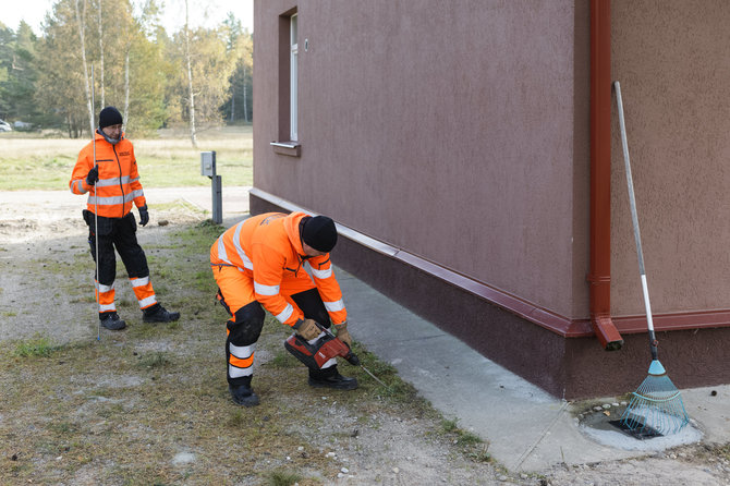 URETEK Baltic OU nuotr./Namas sėda? Nieko baisaus – „URETEK“ pakelia ir namus, ir tiltus, ir bažnyčias