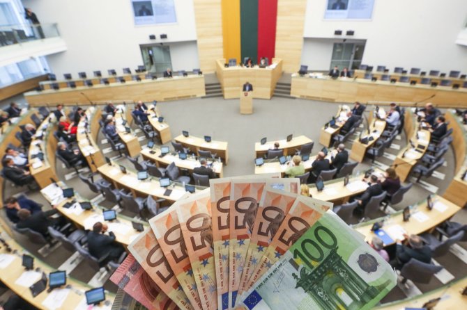 Irmanto Gelūno / 15min nuotr./Seimas pirmą kartą svarsto kitų metų biudžetą