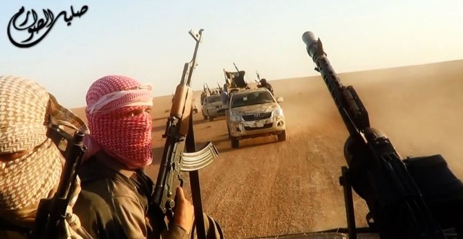 AFP/„Scanpix“ nuotr./ISIL teroristai Irake