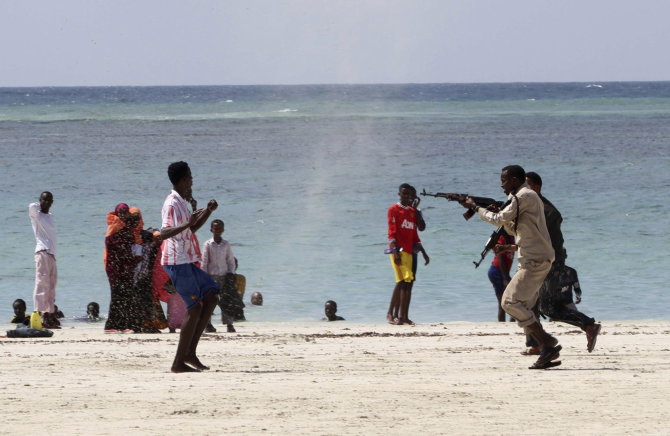 „Reuters“/„Scanpix“ nuotr./Lido paplūdimys Somalyje