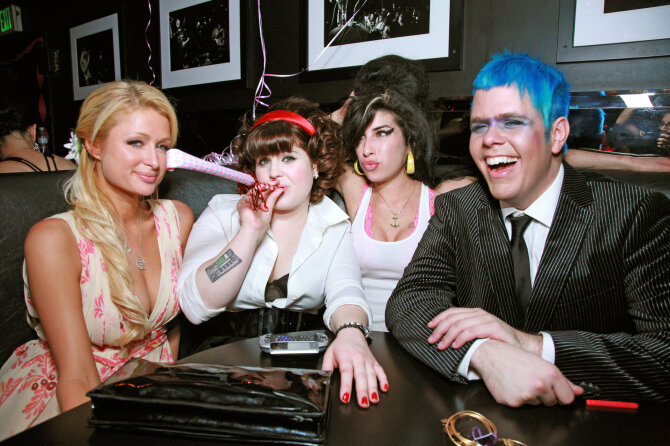 Vida Press nuotr./Paris Hilton, Kelly Osbourne, Amy Winehouse ir Perezas Hiltonas