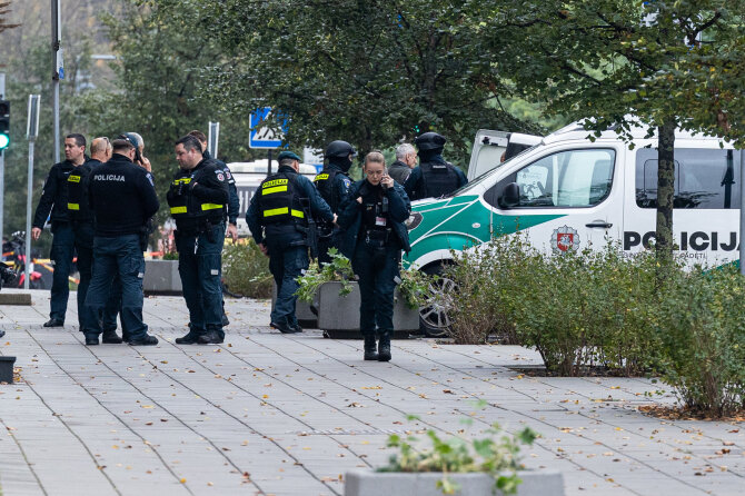 Pauliaus Peleckio / BNS nuotr./Vilniaus centre nušautas advokatas ir pašauti 2 policijos pareigūnai