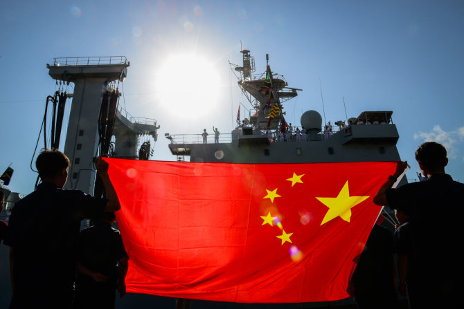 „Scanpix“/„Xinhua“/„Sipa USA“ nuotr./Kinijos karo laivas