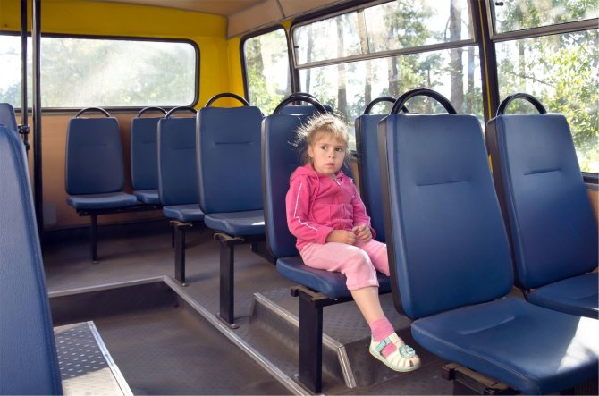 123rf.com /Lietuvoje vaikui iki 7-erių metų keliaujant tarpmiestiniu autobusu bilieto pirkti nereikia, tačiau jam nepriklauso ir atskira vieta