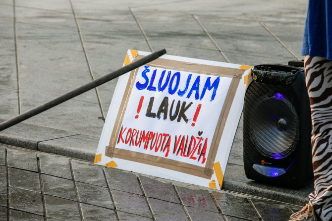 Teodoro Biliūno / BNS nuotr./Protesto akcija prieš korupciją Kauno savivaldybėje