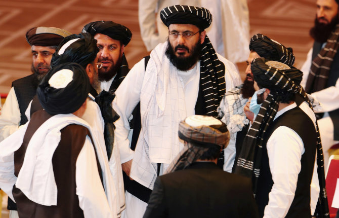 „Reuters“/„Scanpix“ nuotr./Talibano derybininkai