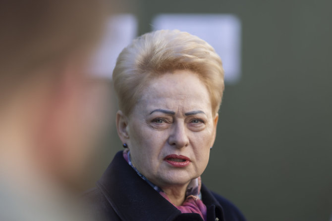 Irmanto Gelūno / BNS nuotr./Dalia Grybauskaitė balsavo Prezidento rinkimuose ir referendume