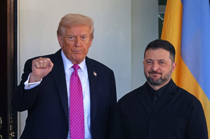 AFP/„Scanpix“ nuotr./Donaldas Trumpas ir Volodymyras Zelenskis