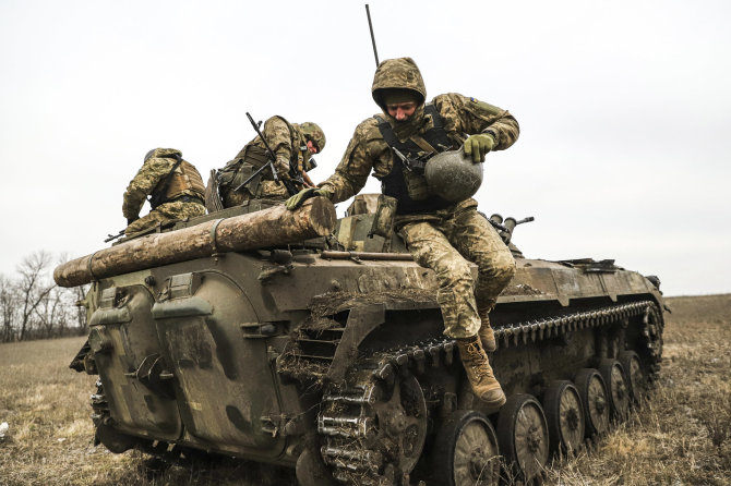 AP/„Scanpix“ nuotr./Karas Ukrainoje