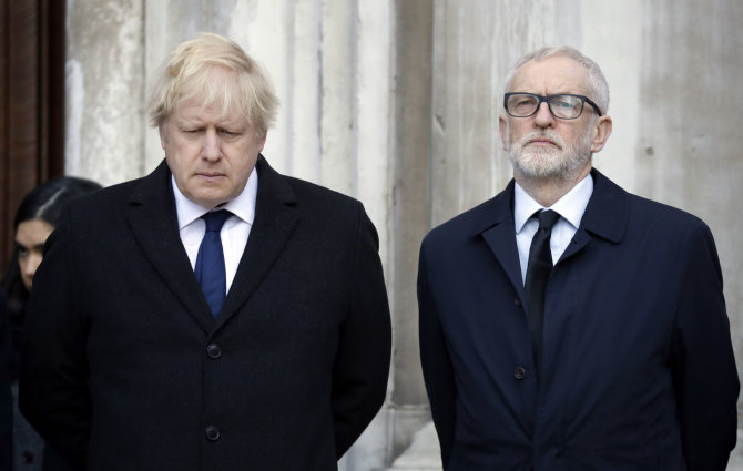„Scanpix“/AP nuotr./Borisas Johnsonas ir Jeremy Corbynas