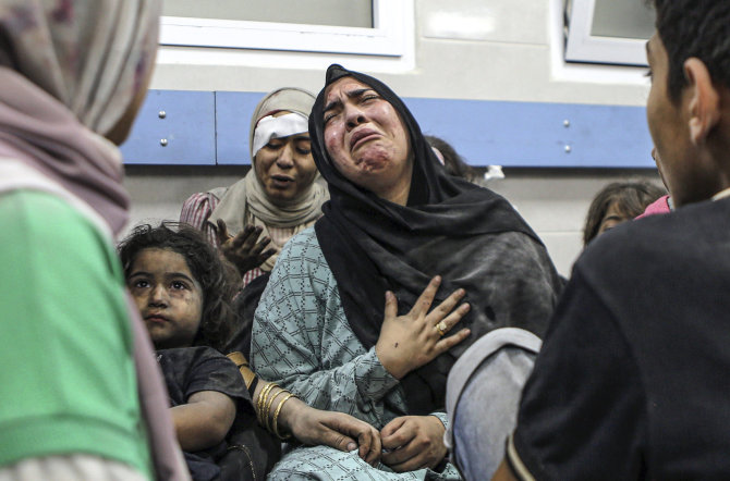 Sužeisti palestiniečiai po atakos Gazos ruožo ligoninėje