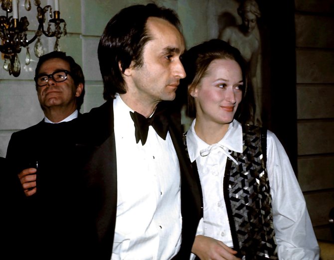 Vida Press nuotr./Johnas Cazale'as ir Meryl Streep 1977-aisiais