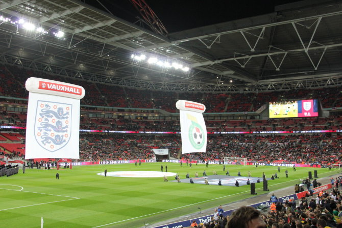 K.Stažytės nuotr./Lietuvos ir Anglijos futbolo sirgaliai Londone ir „Wembley“ stadione