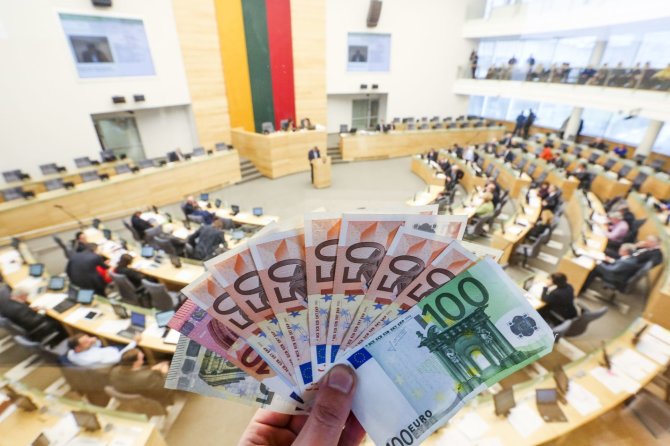 Irmanto Gelūno/15min.lt nuotr./Seimas pirmą kartą svarsto kitų metų biudžetą