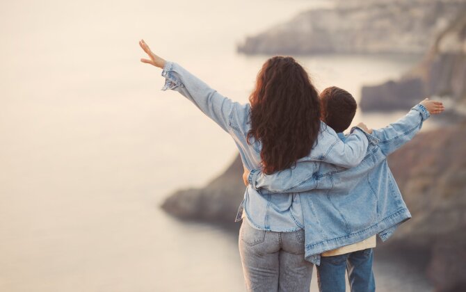 Shutterstock nuotr./Mama ir sūnus