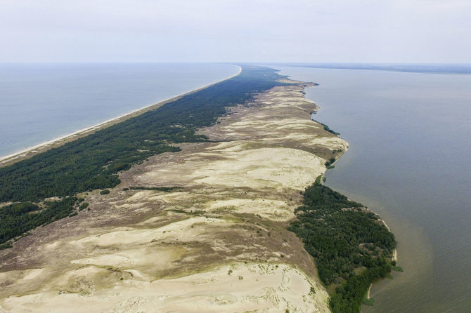 Irmanto Gelūno / 15min nuotr./Naglių rezervatas smalsuoliams kainuoja 2 eurus.