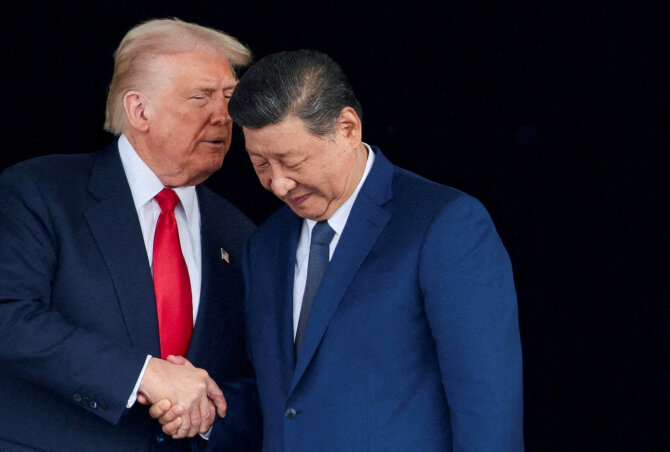 „Reuters“/„Scanpix“/Donaldas Trumpas, Xi Jinpingas