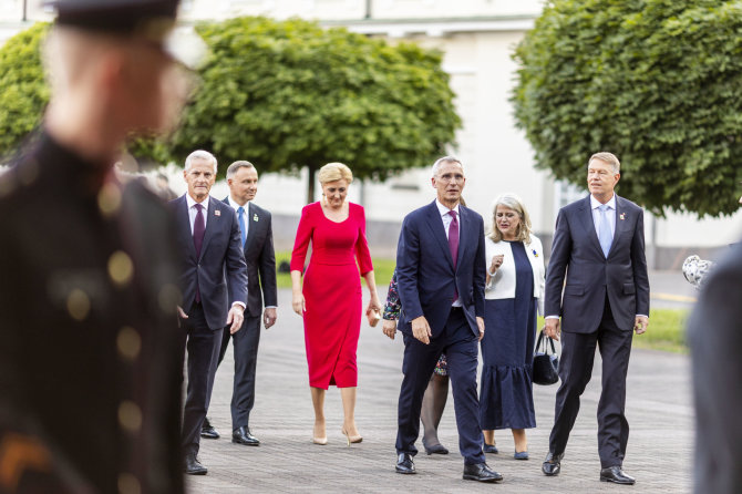 Irmanto Gelūno / BNS nuotr./NATO valstybių lyderiai rinkosi į iškilmingą vakarienę Prezidentūroje