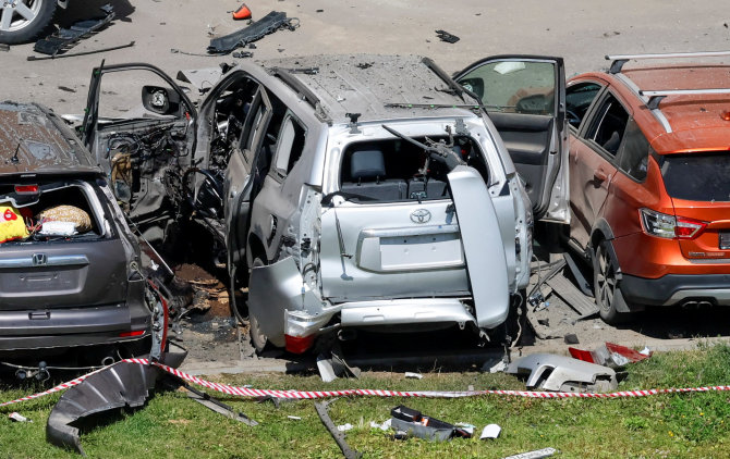 „Reuters“/„Scanpix“/Maskvoje susprogdintas rusų karinio pareigūno automobilis