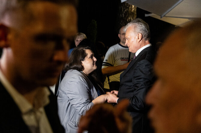 Pauliaus Peleckio / BNS nuotr./Irena Segalovičienė, Gitanas Nausėda 
