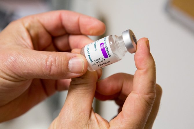 AFP/„Scanpix“ nuotr./„AstraZeneca“ vakcina
