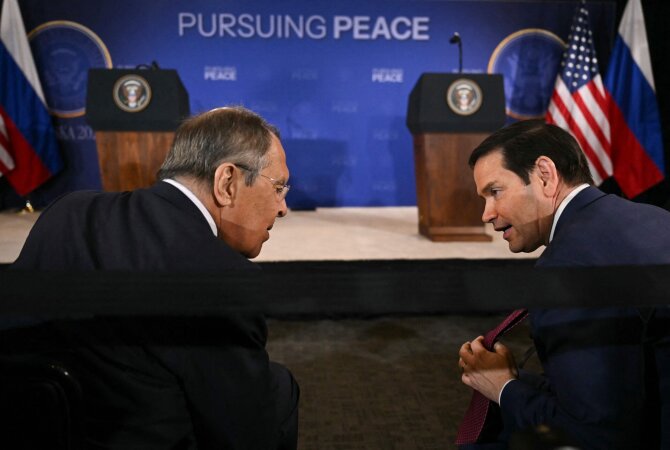 Sergejus Lavrovas ir Marco Rubio / ANDREW CABALLERO-REYNOLDS / AFP