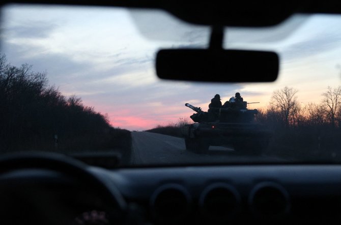 AFP/„Scanpix“ nuotr./Ukrainiečių tankas prie Avdijivkos