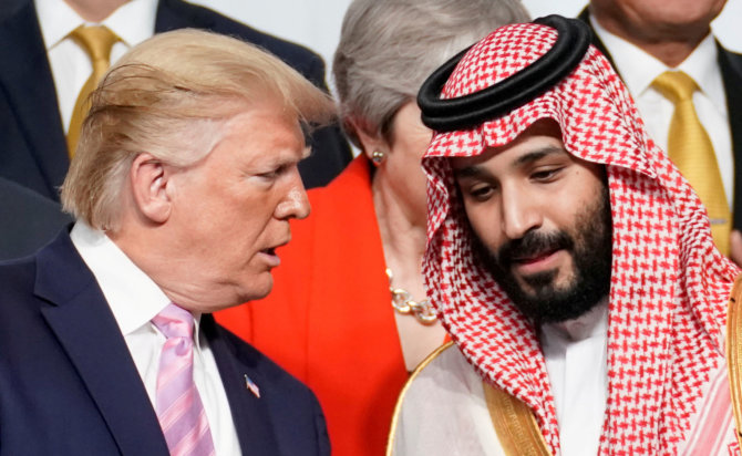 „Reuters“/„Scanpix“ nuotr./Donaldas Trumpas ir Mohammedas bin Salmanas