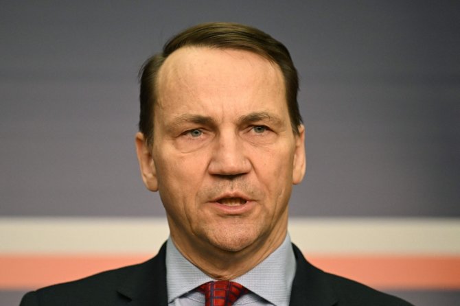 „AFP“/„Scanpix“/Lenkijos užsienio reikalų ministras Radoslawas Sikorskis