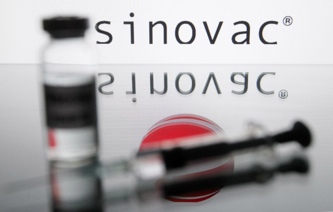 ZUMAPRESS.com/ „Sinovac“ vakcina