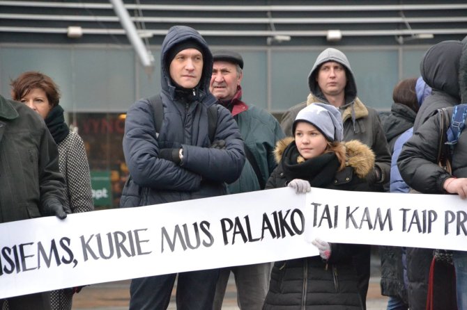 Ž.Radavičiaus nuotr./Senamiesčio mokyklos bendruomenės mitingas