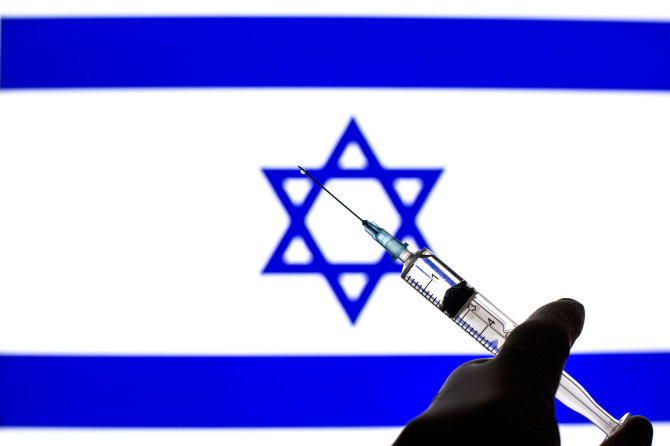 ZUMAPRESS / Scanpix nuotr./Vakcinacija Izraelyje